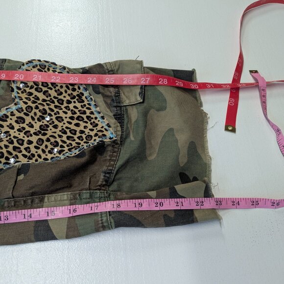 Rothco Size XS Camo Cargo Cropped Pants With Decorative Patches - Picture 12 of 16